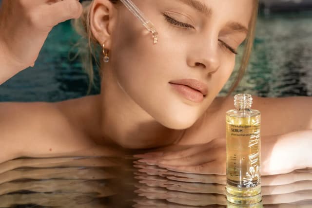 Jak używać serum z witaminą C, aby uniknąć podrażnień i osiągnąć efekty Jak używać serum z witaminą C, aby uniknąć podrażnień i osiągnąć efekty